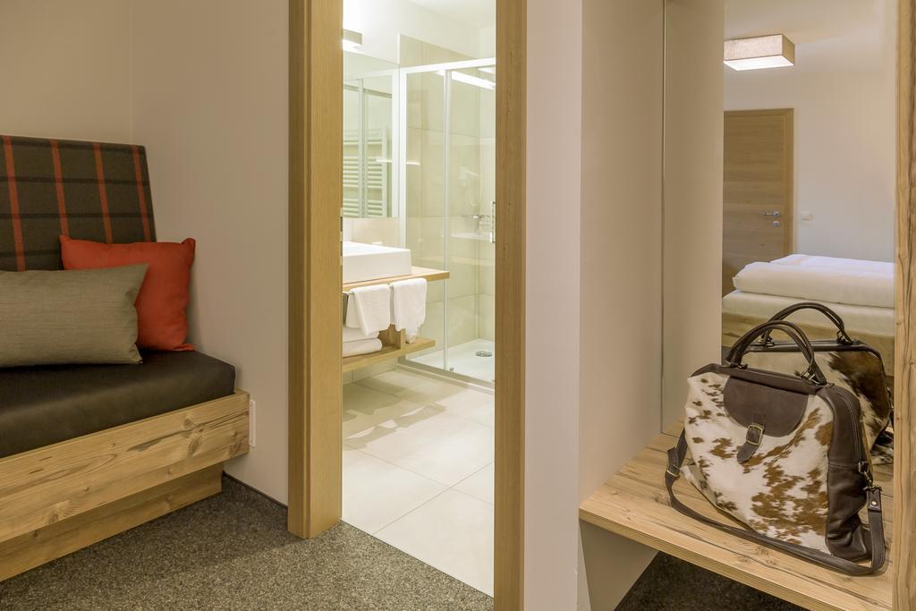 Hotel Anewandter Брунико Стая снимка
